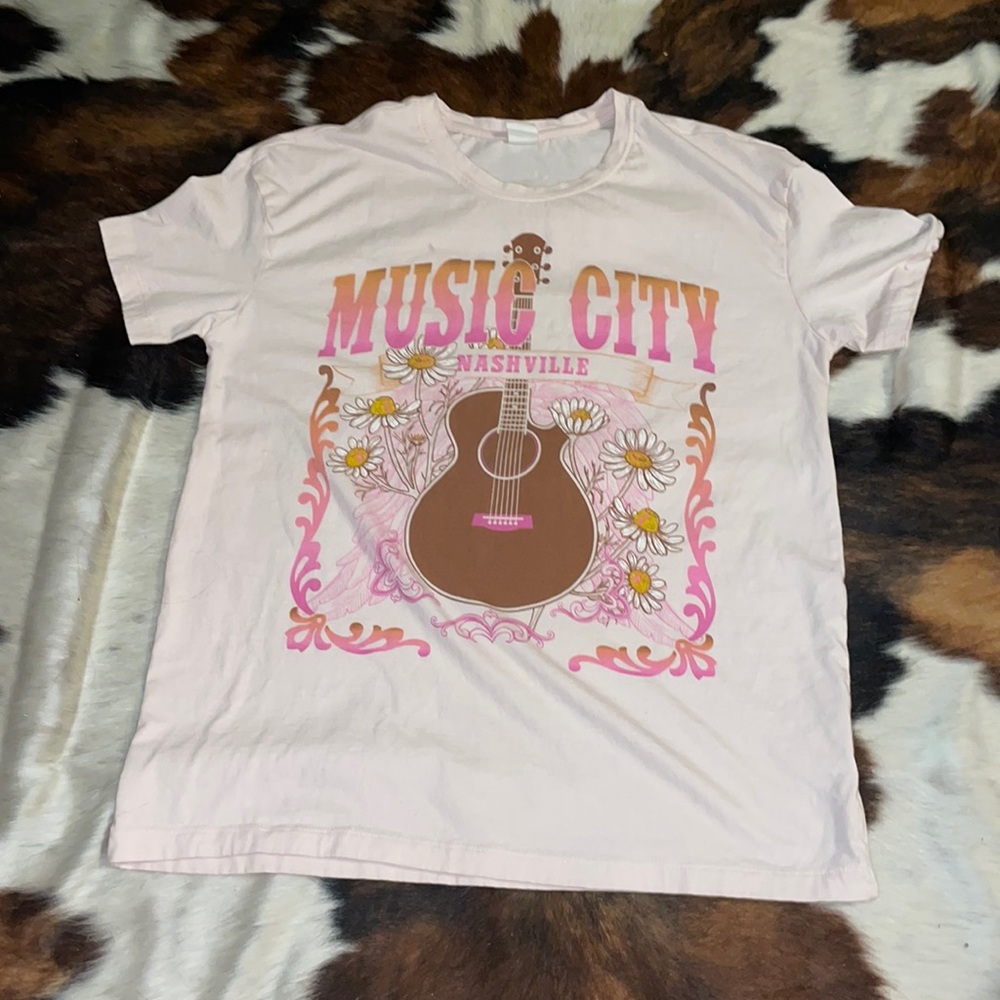 medium pink music city t-shirt